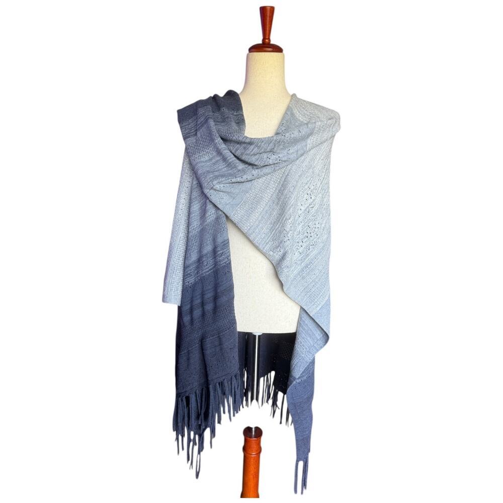 White House Black Market Blue Grey Knit Wrap Shawl Fringe Wrap Scarf M/L NWOT